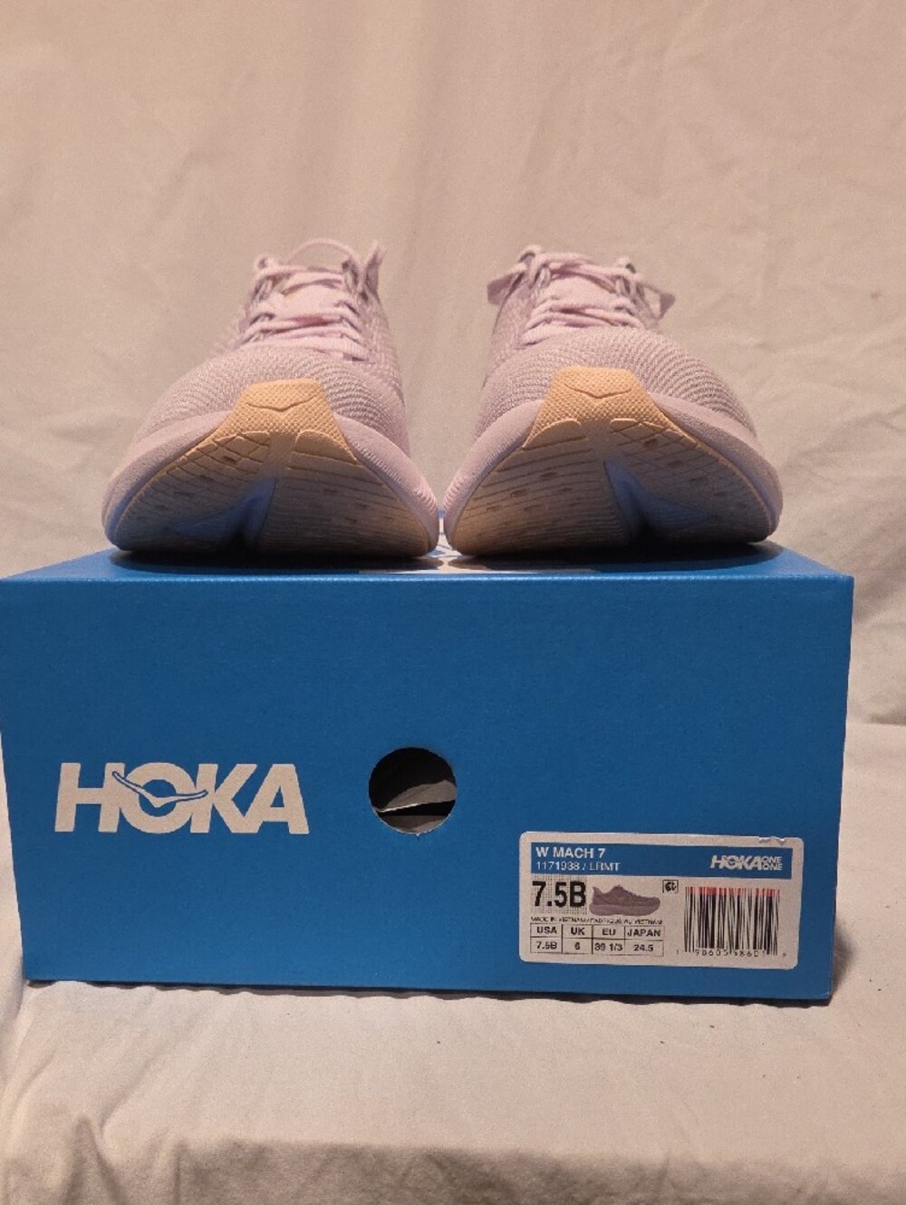 Hoka Women’s Mach 7, Size 7.5, LRMT Color - Picture 2 of 6